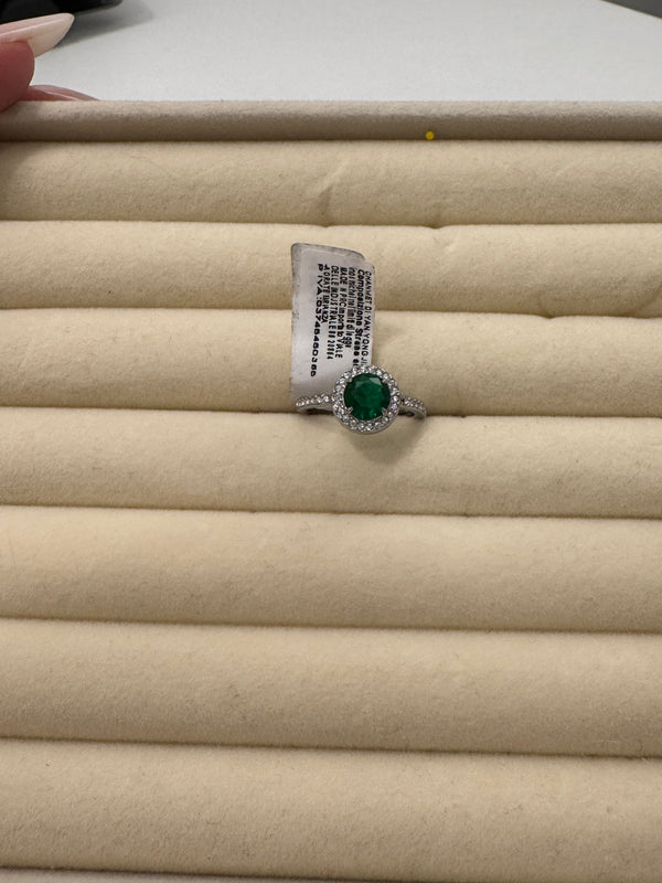 Anello green stone