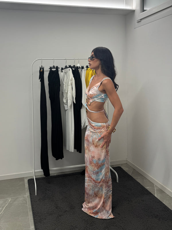 Dress wild