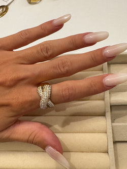 Anello weaving