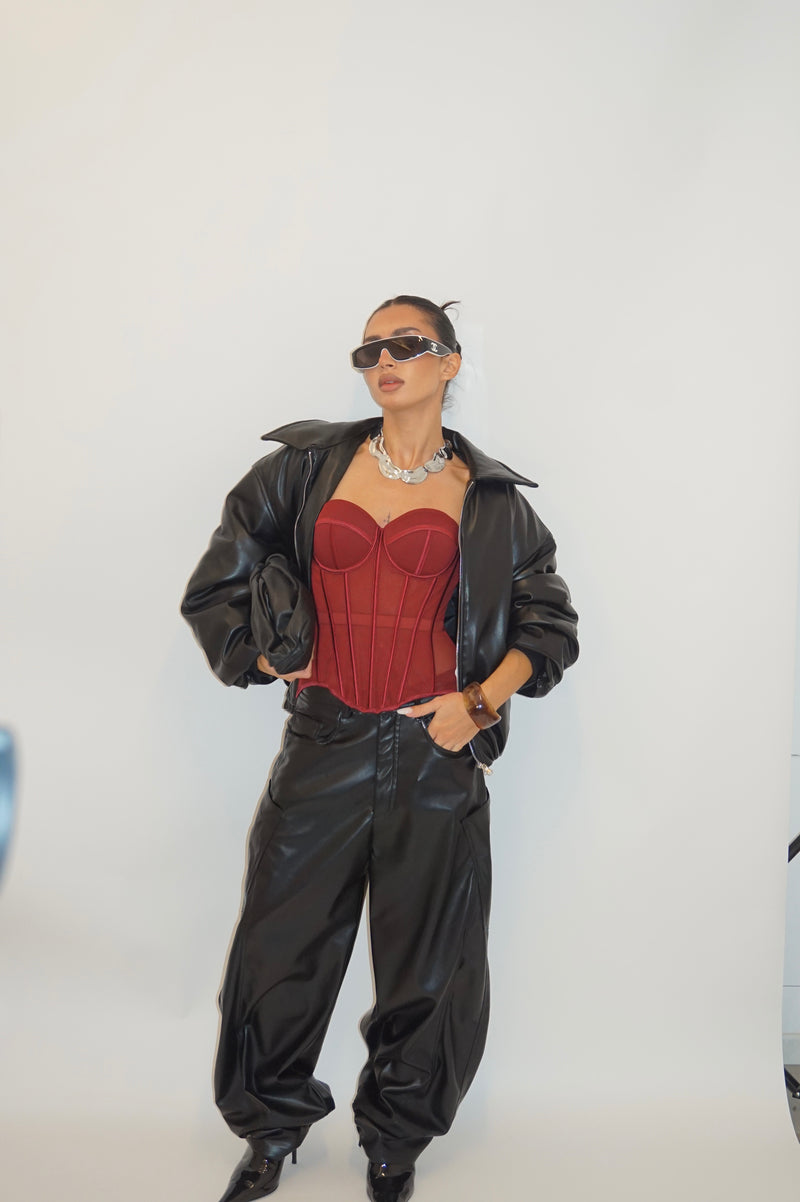 Pantaloni ecopelle