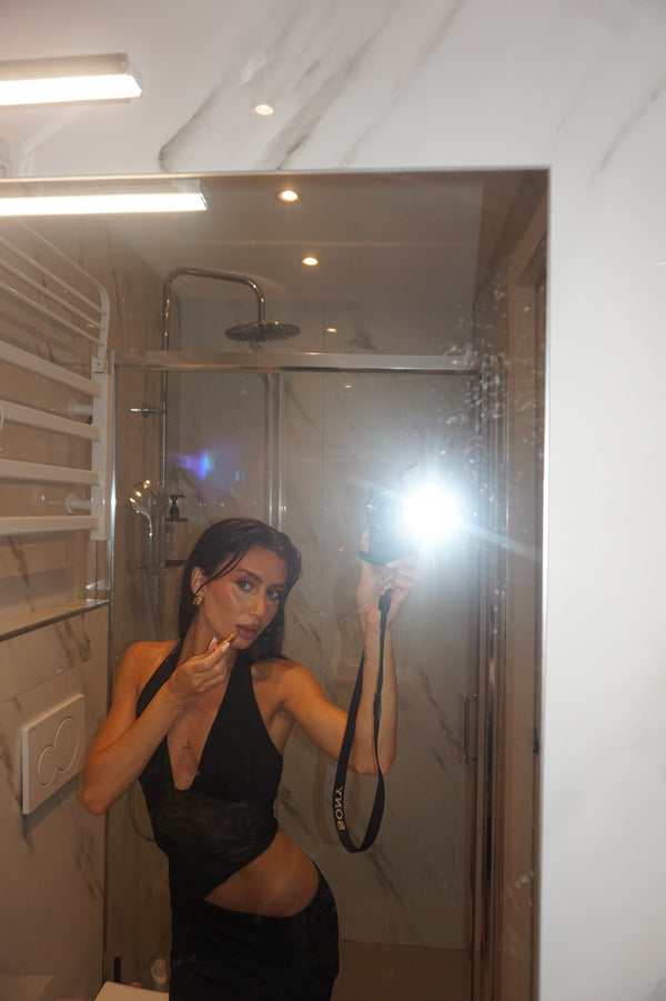 Dress naked black