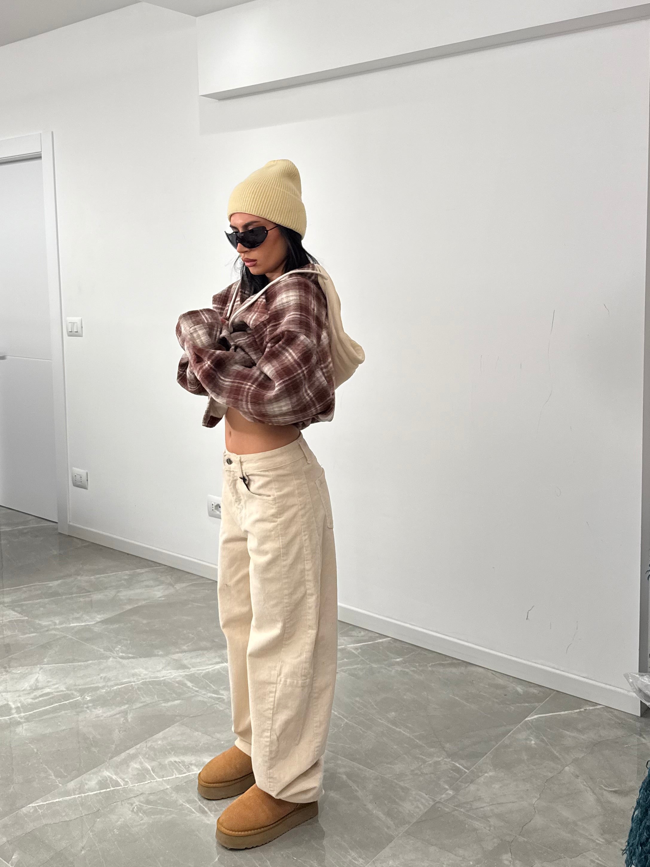 Baggy cream in velluto