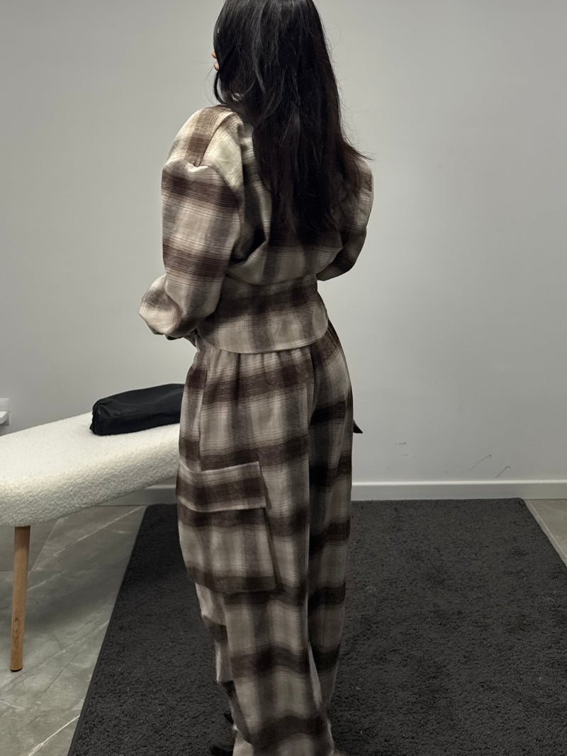 Camicia the V cut cream