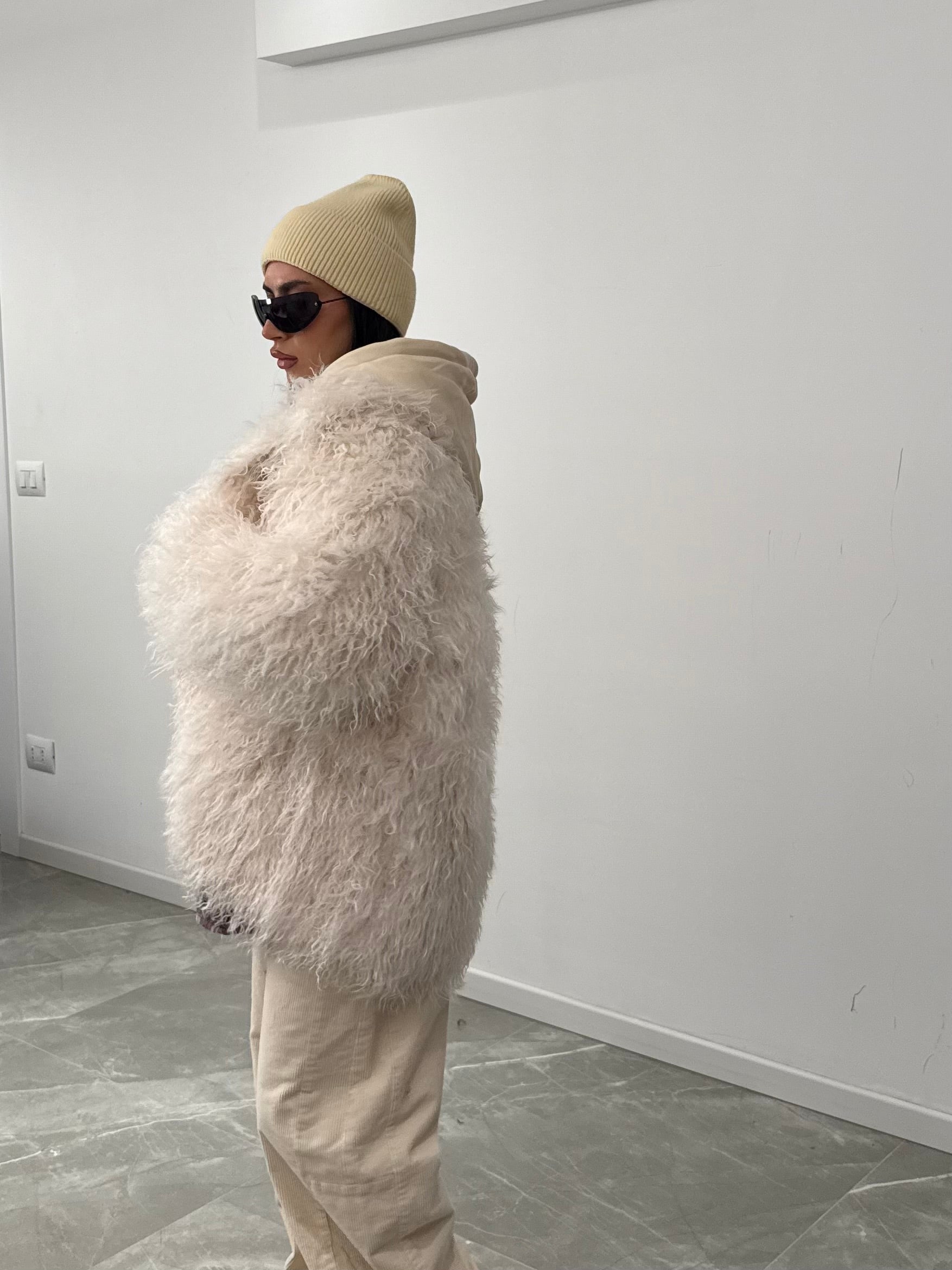 Baggy cream in velluto